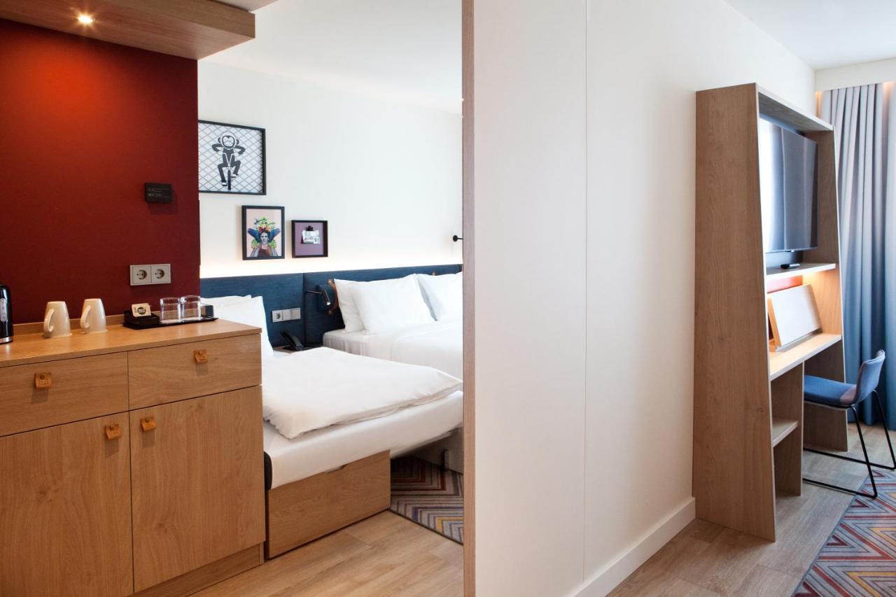 Hampton By Hilton Regensburg Ξενοδοχείο Εξωτερικό φωτογραφία