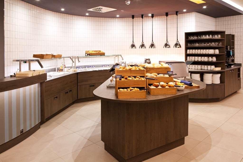 Hampton By Hilton Regensburg Ξενοδοχείο Εξωτερικό φωτογραφία
