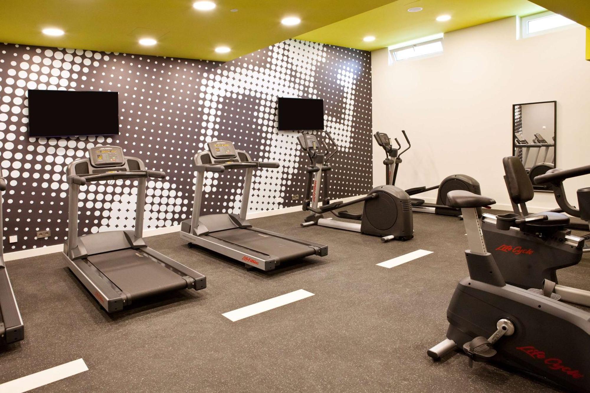 Hampton By Hilton Regensburg Ξενοδοχείο Εξωτερικό φωτογραφία