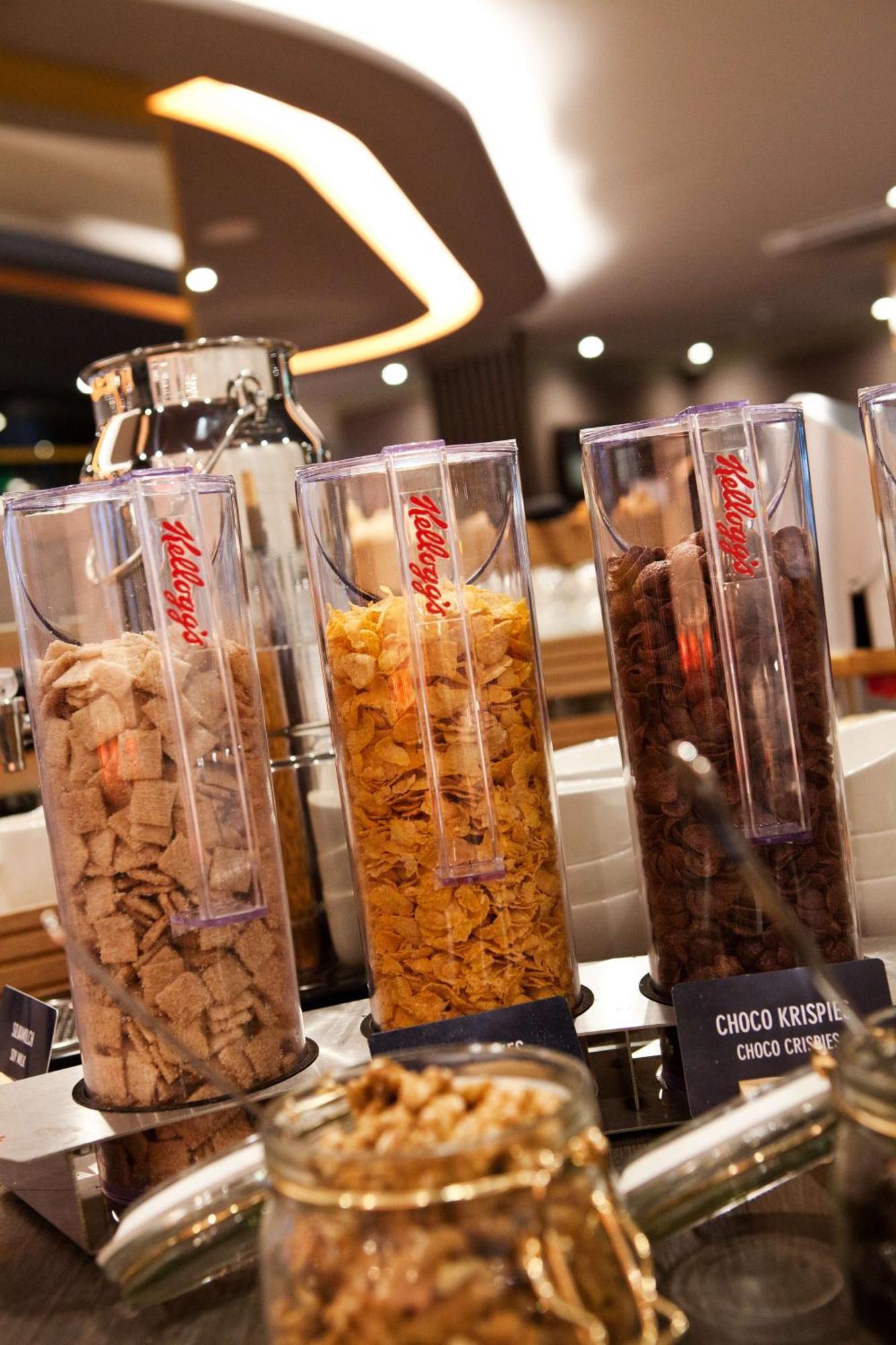 Hampton By Hilton Regensburg Ξενοδοχείο Εξωτερικό φωτογραφία