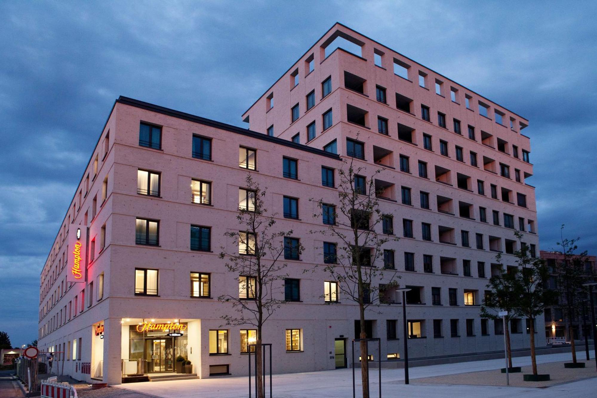 Hampton By Hilton Regensburg Ξενοδοχείο Εξωτερικό φωτογραφία